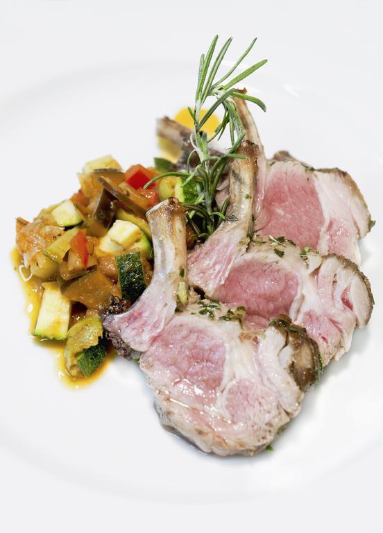 Gasthof Zum Hirsch Neukirch  Ngoại thất bức ảnh
